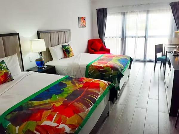 Survivor Samoa Beach Resort Falelatai Ngoại thất bức ảnh